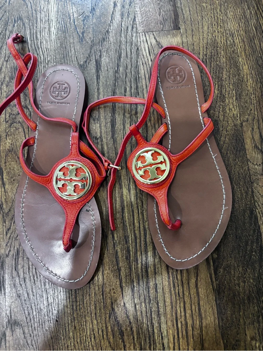 Tory Burch Red Leather Logo Thong Sandals with Gold Emblem